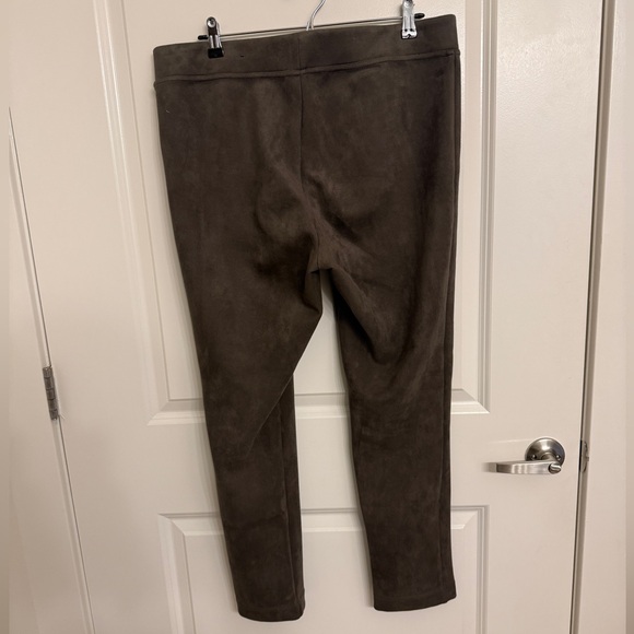 Andrew Marc Faux Suede Pants - Picture 3 of 6